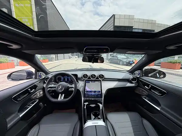 Mercedes-Benz C-Class 2023