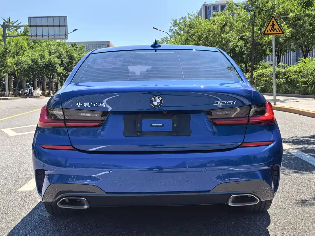 BMW 3 Series 2020 — фото 15