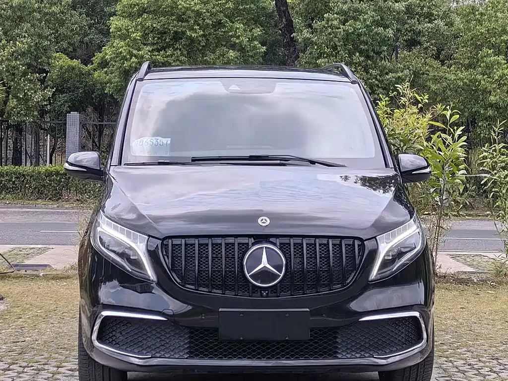 Mercedes-Benz V-Class 2021 — фото 2
