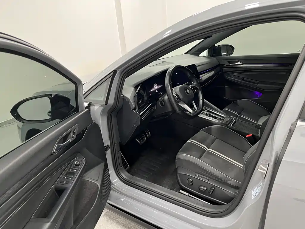 Volkswagen Golf 2022