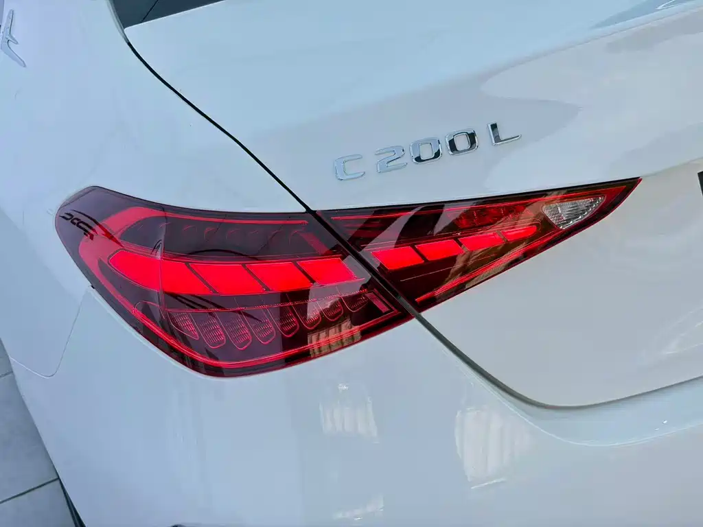 Mercedes-Benz C-Class 2022 — фото 24