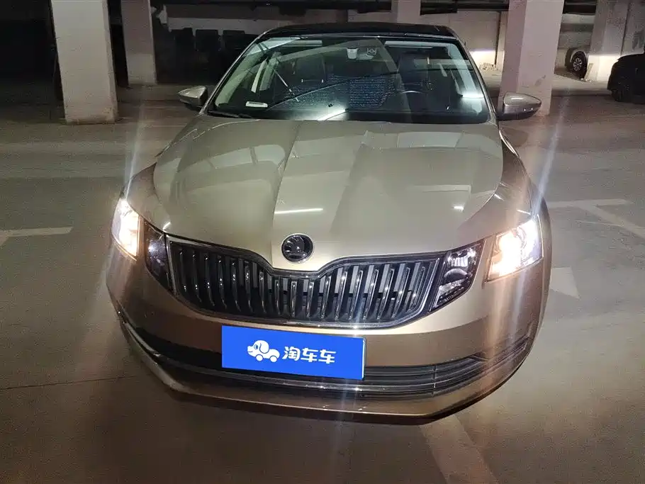Skoda Octavia 2018 — фото 2