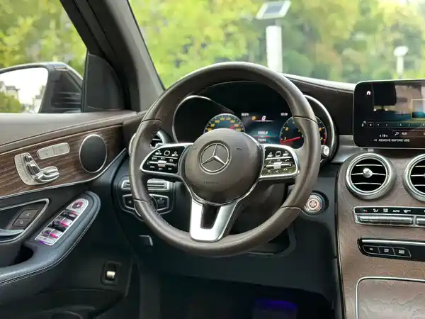 Mercedes-Benz GLC 2022