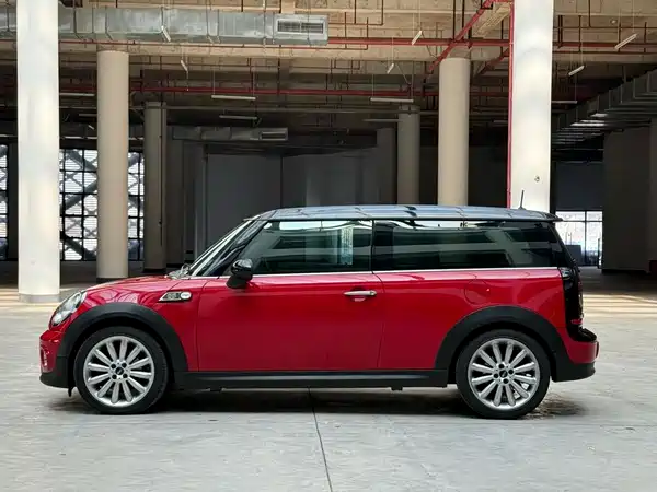 MINI Clubman 2010
