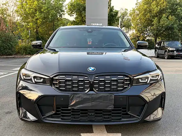 BMW 3 Series 2023