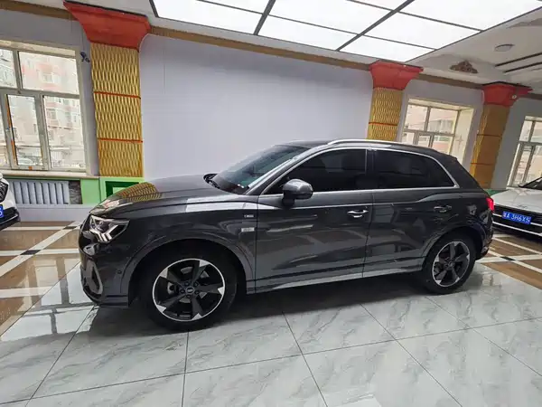 Audi Q3 2022