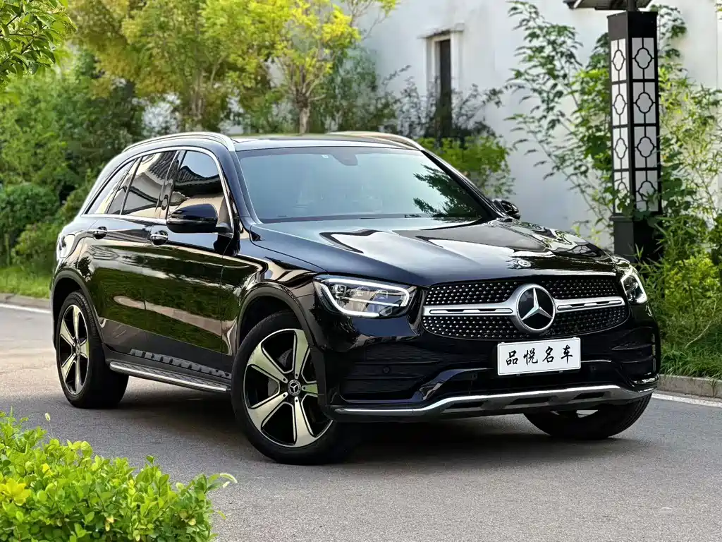 Mercedes-Benz GLC 2022 — фото 1