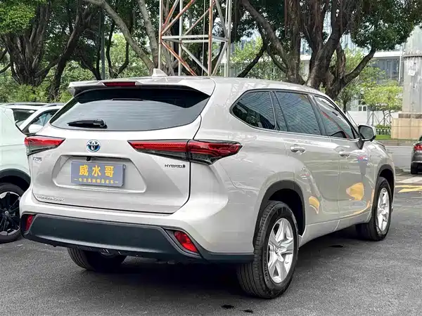 Toyota Highlander 2023