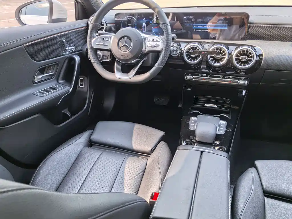 Mercedes-Benz A-Class 2022 — фото 7
