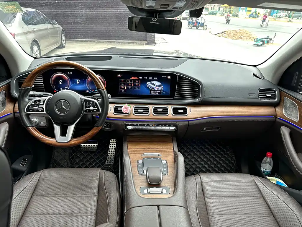 Mercedes-Benz GLS 2023 — фото 11