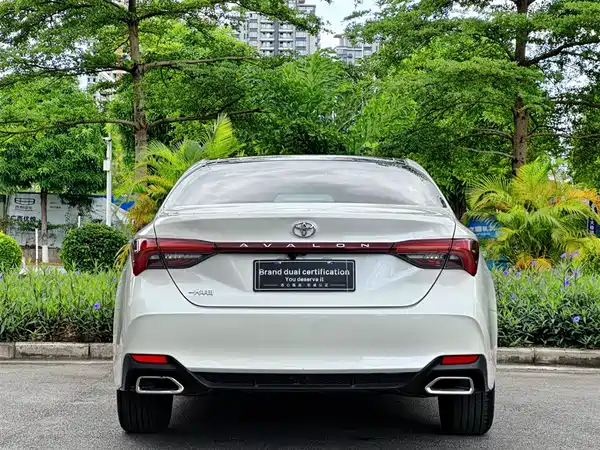Toyota Avalon 2019