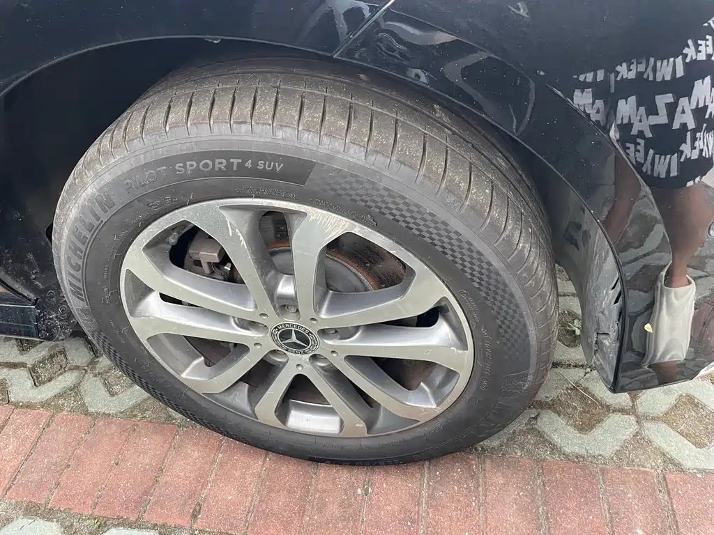 Mercedes-Benz GLE 2017 — фото 14
