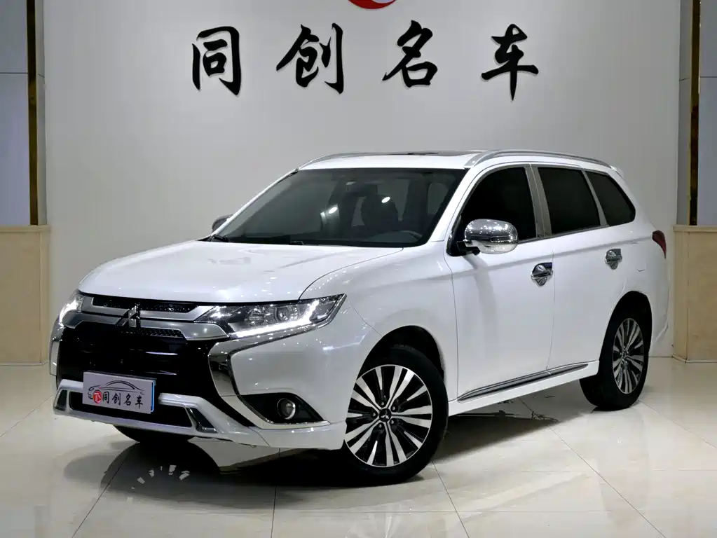 Mitsubishi Outlander 2021