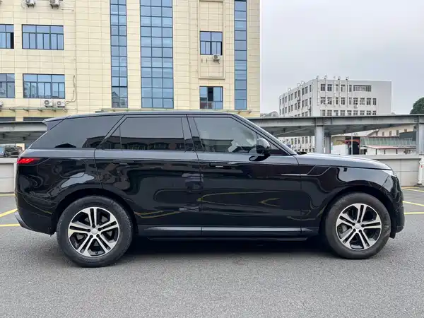 Land Rover Range Rover Sport 2024