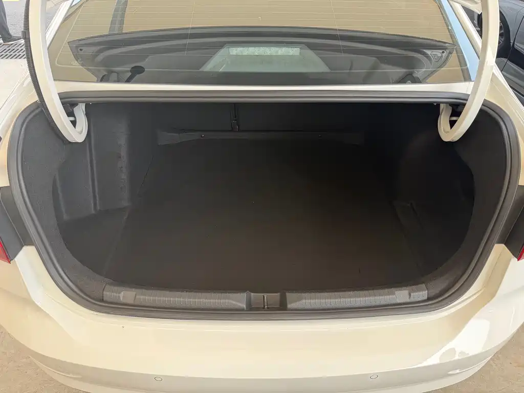 Volkswagen Lavida 2022