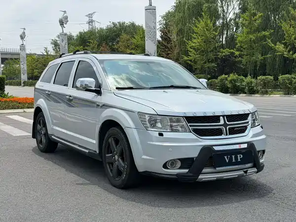 Dodge Coolwei 2011