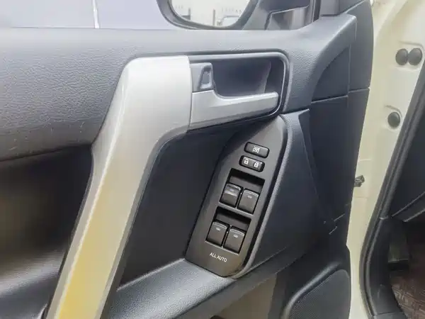 Toyota Prado 2020