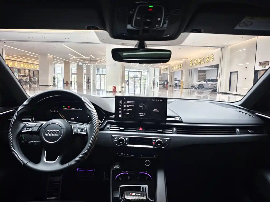 Audi A4L 2024 — фото 14