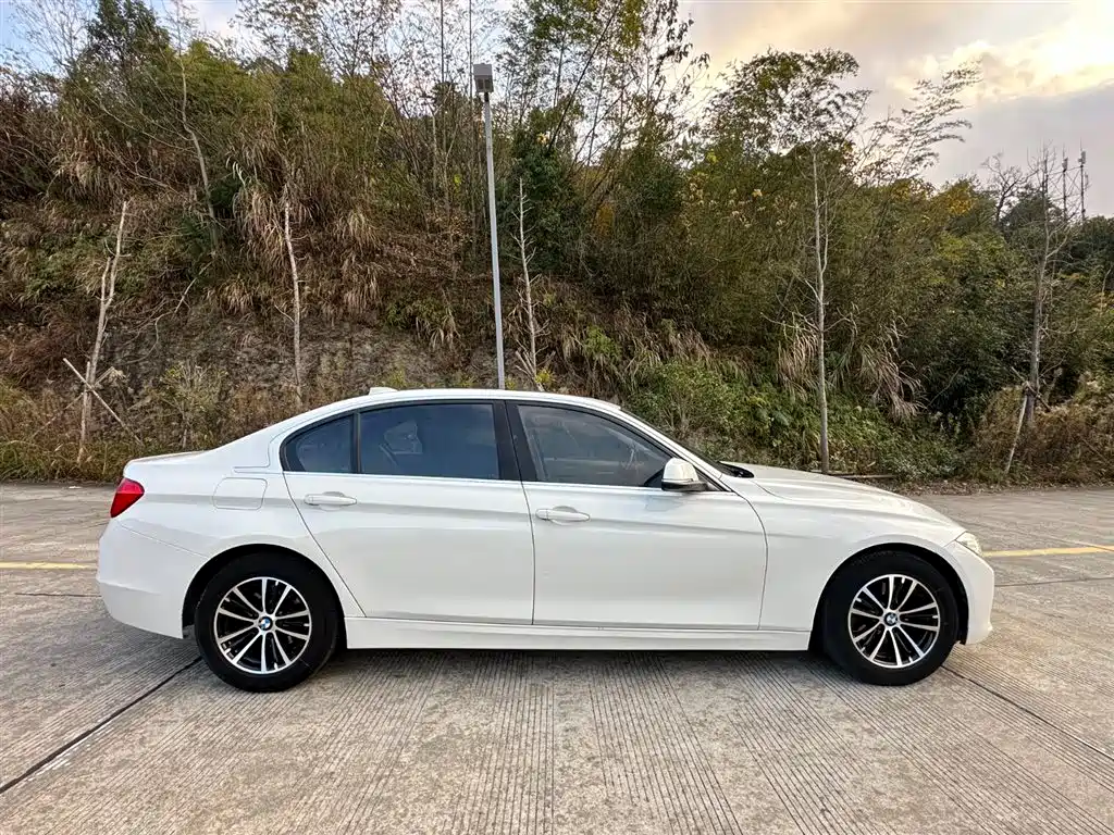 BMW 3 Series 2013 — фото 28