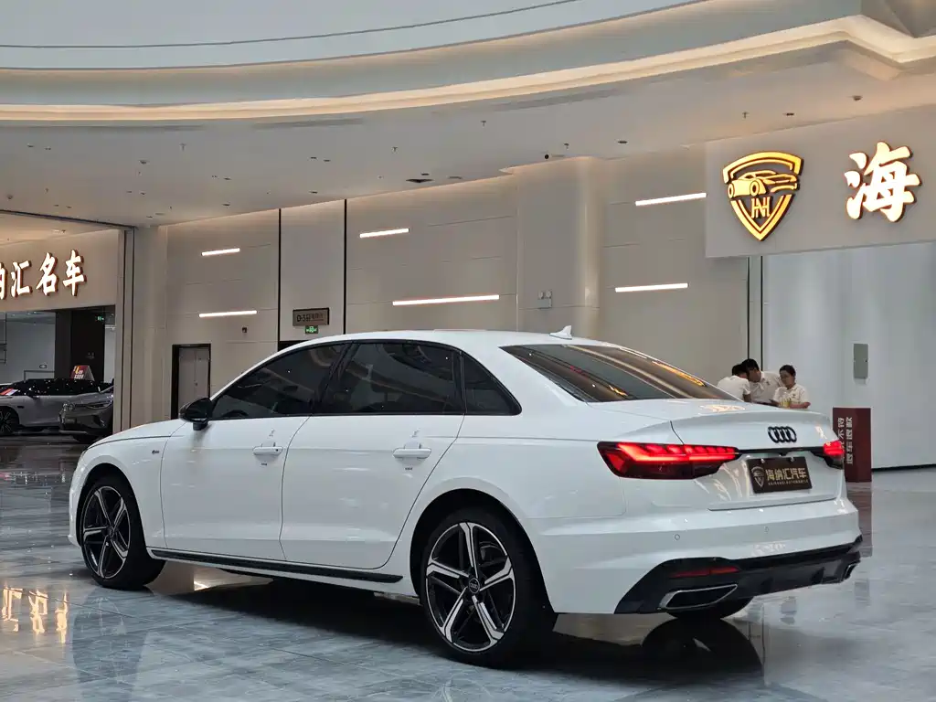 Audi A4L 2024