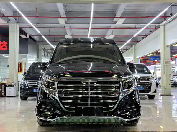 Mercedes-Benz V-Class 2024