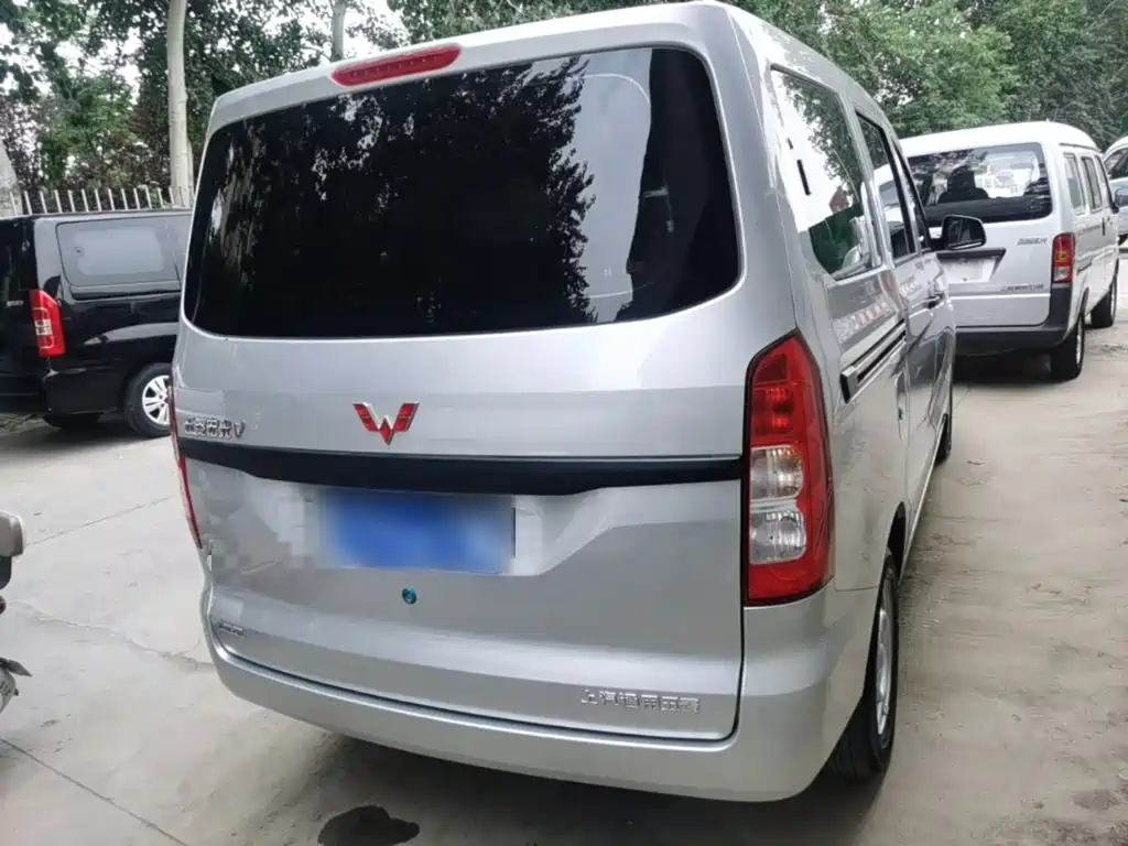 Wuling Hongguang V 2025