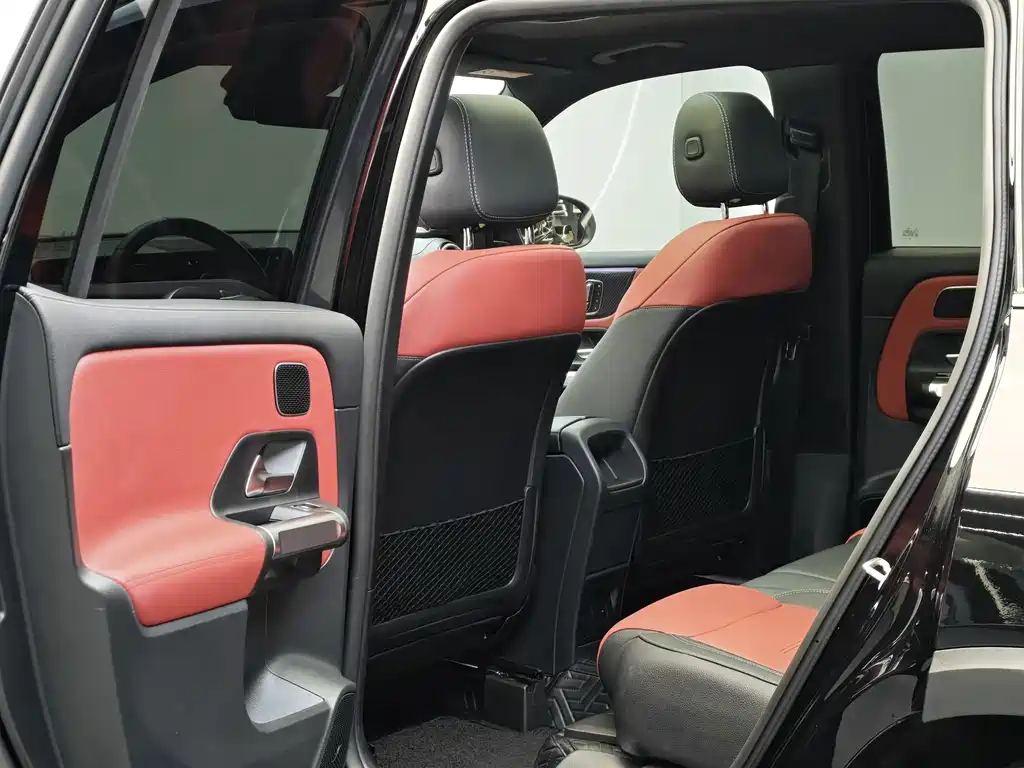 Mercedes-Benz GLB AMG 2023 — фото 15