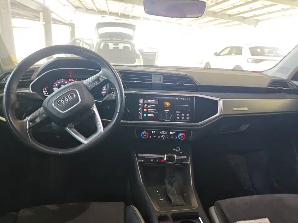 Audi Q3 2023