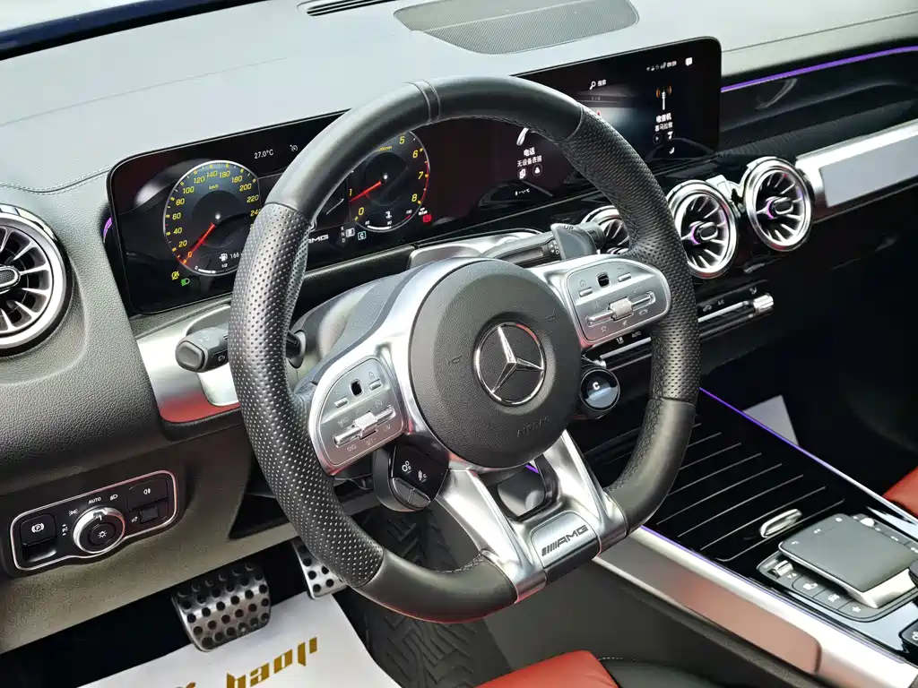 Mercedes-Benz GLB AMG 2023 — фото 10