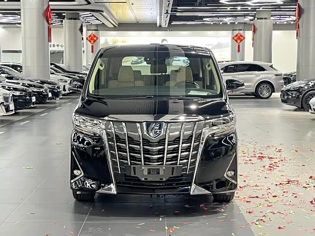 Toyota Alphard 2021 — фото 2