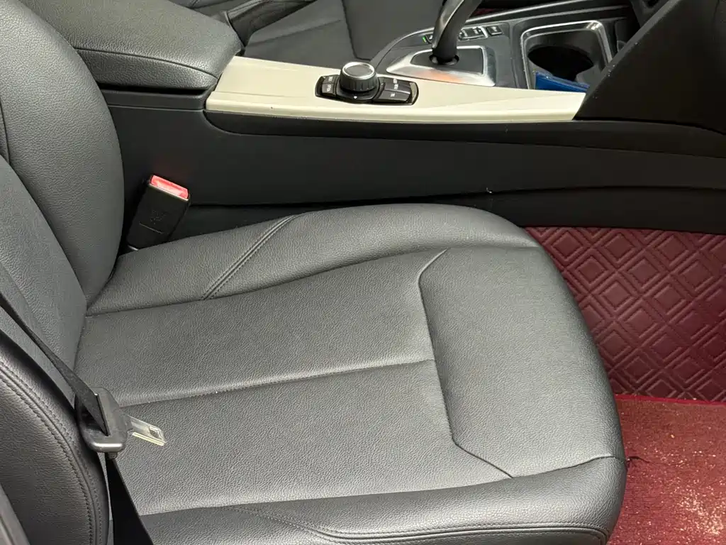 BMW 3 Series 2015 — фото 17
