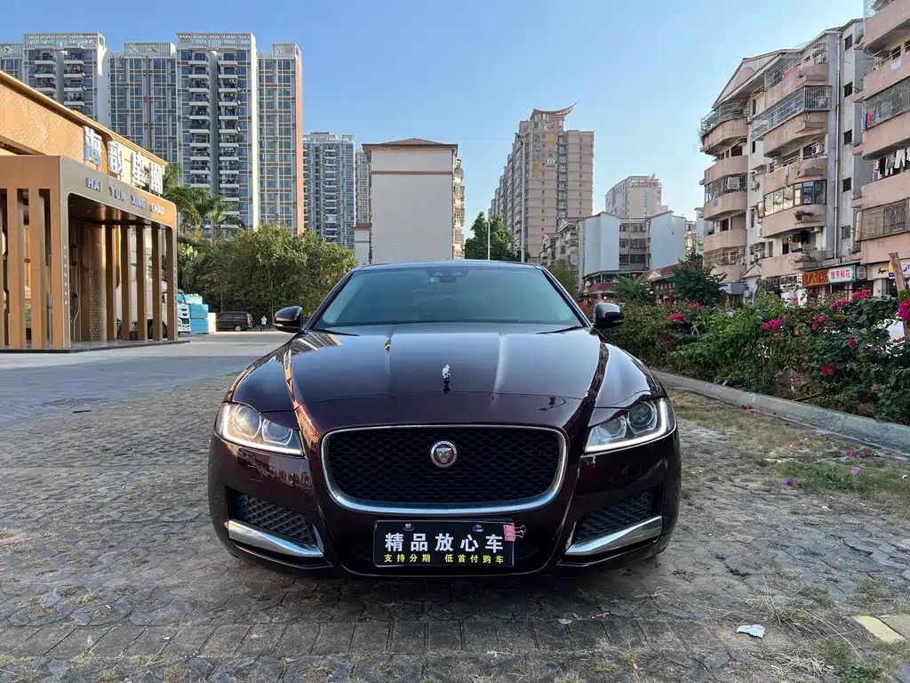 Jaguar XFL 2018 — фото 2