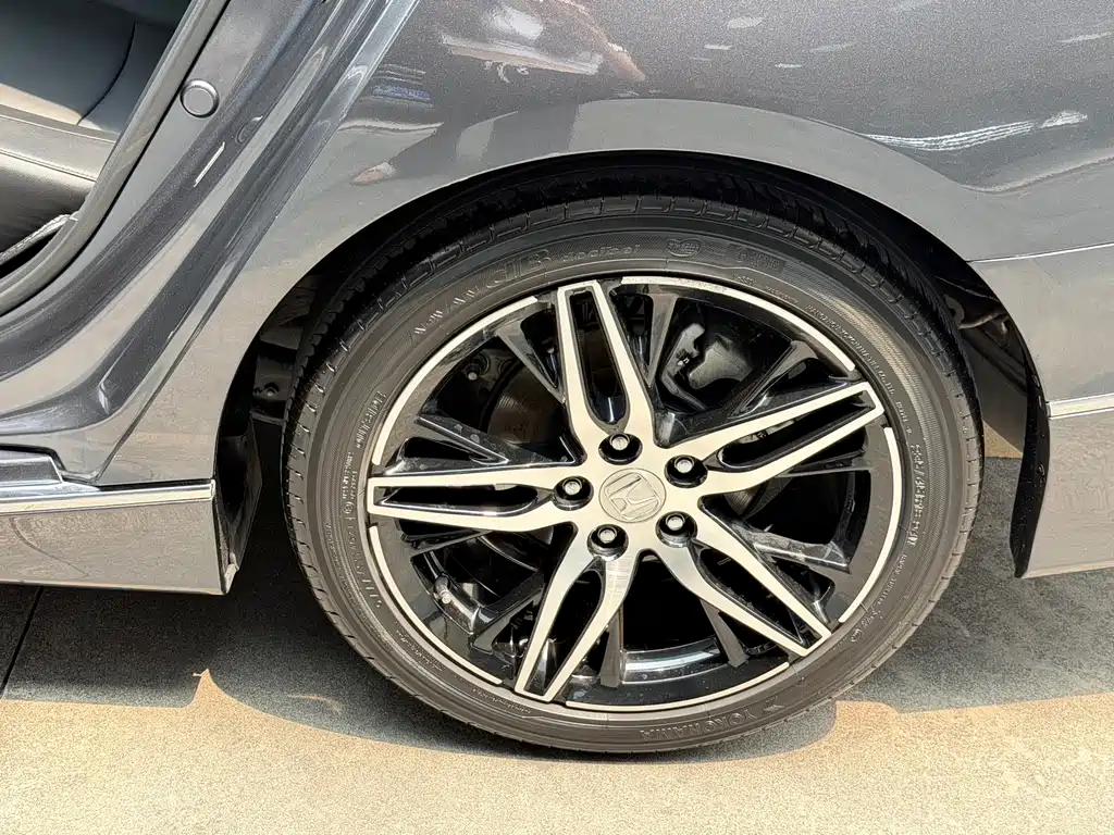 Honda Accord 2023 — фото 15