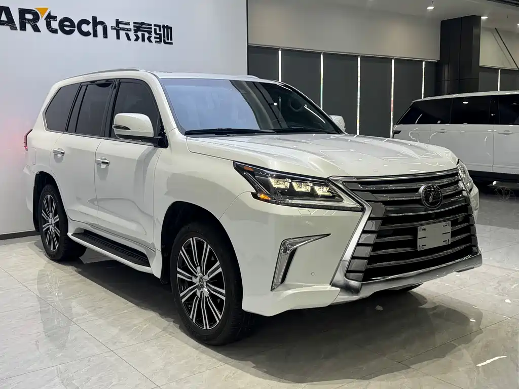 Lexus LX 2022 — фото 3