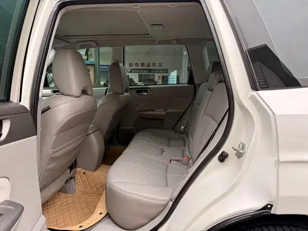 Subaru Forester 2010