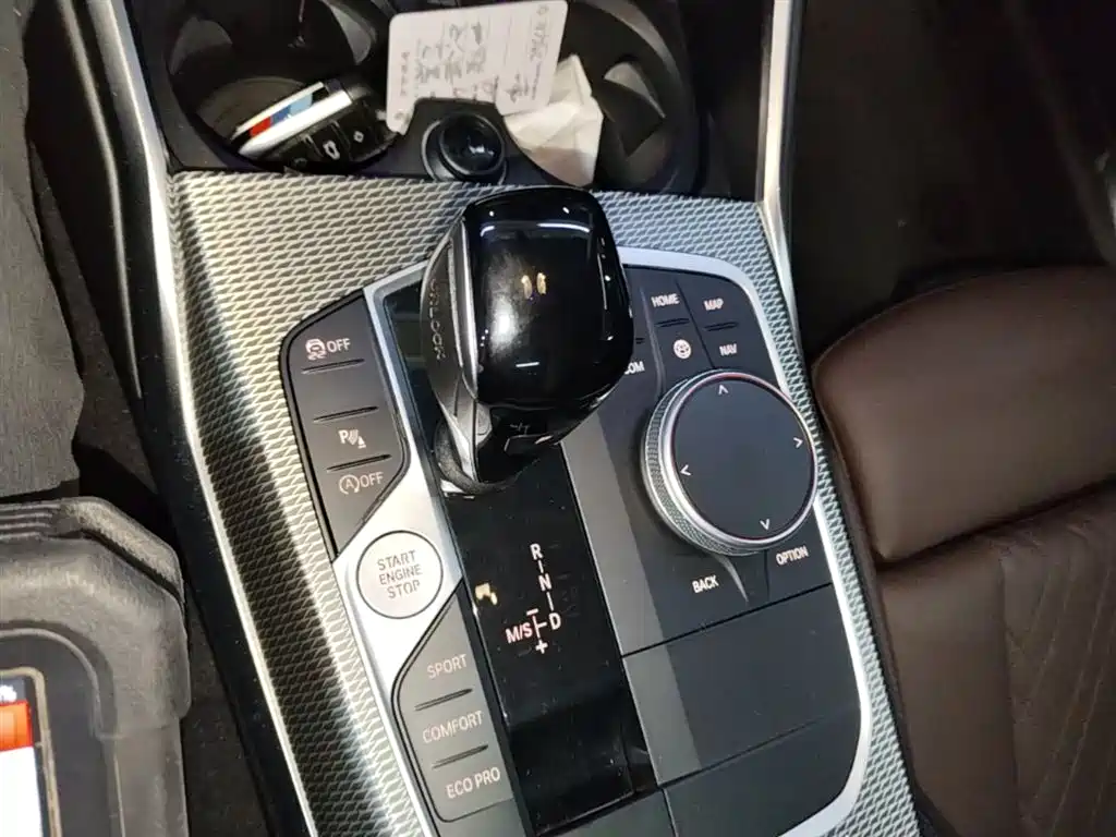 BMW 3 Series 2022 — фото 14
