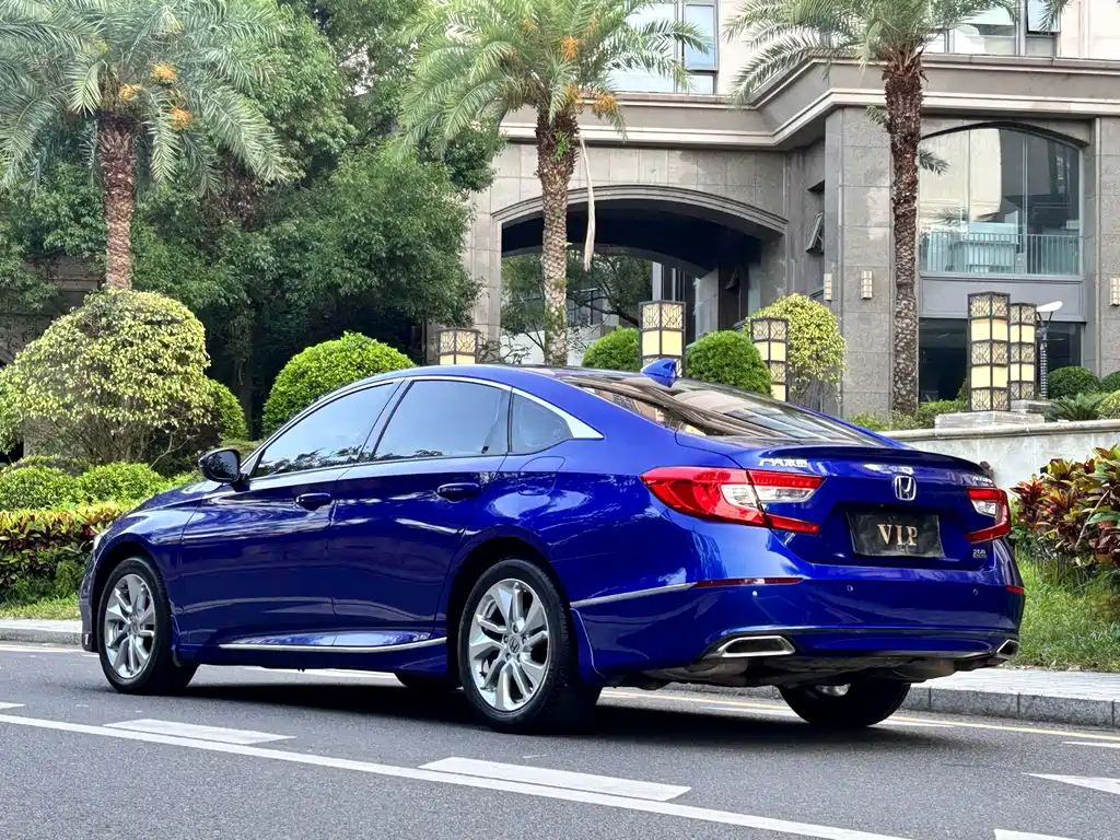 Honda Accord 2020 — фото 5