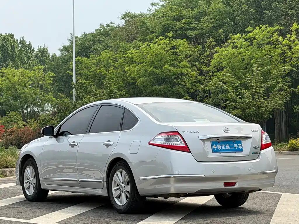 Nissan Teana 2011 — фото 23