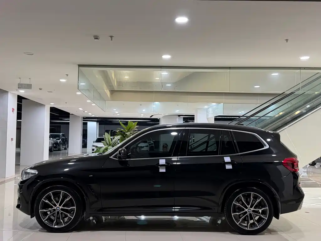 BMW X3 2021