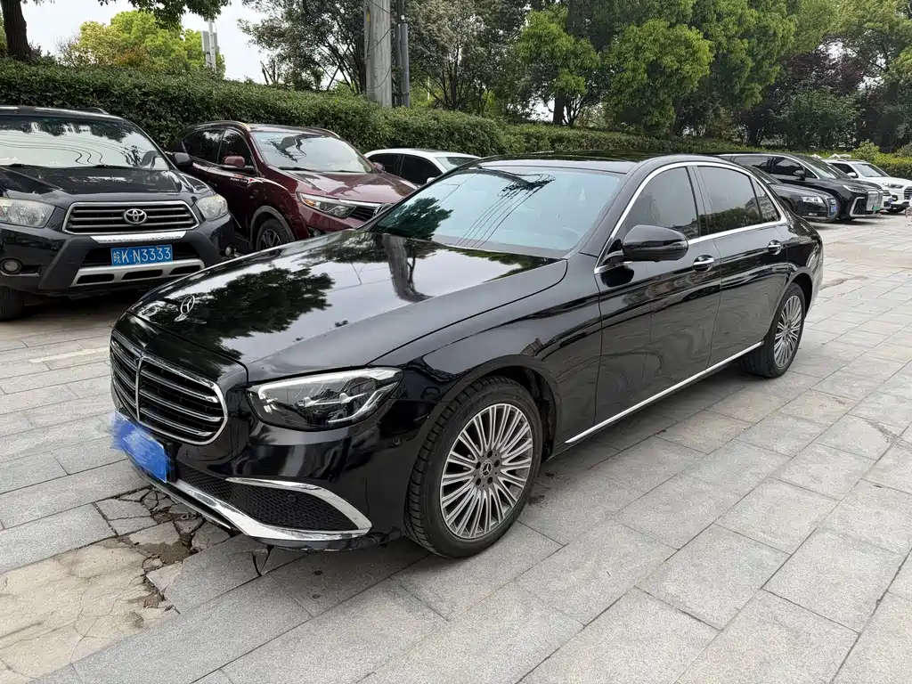 Mercedes-Benz E-Class 2021 — фото 1