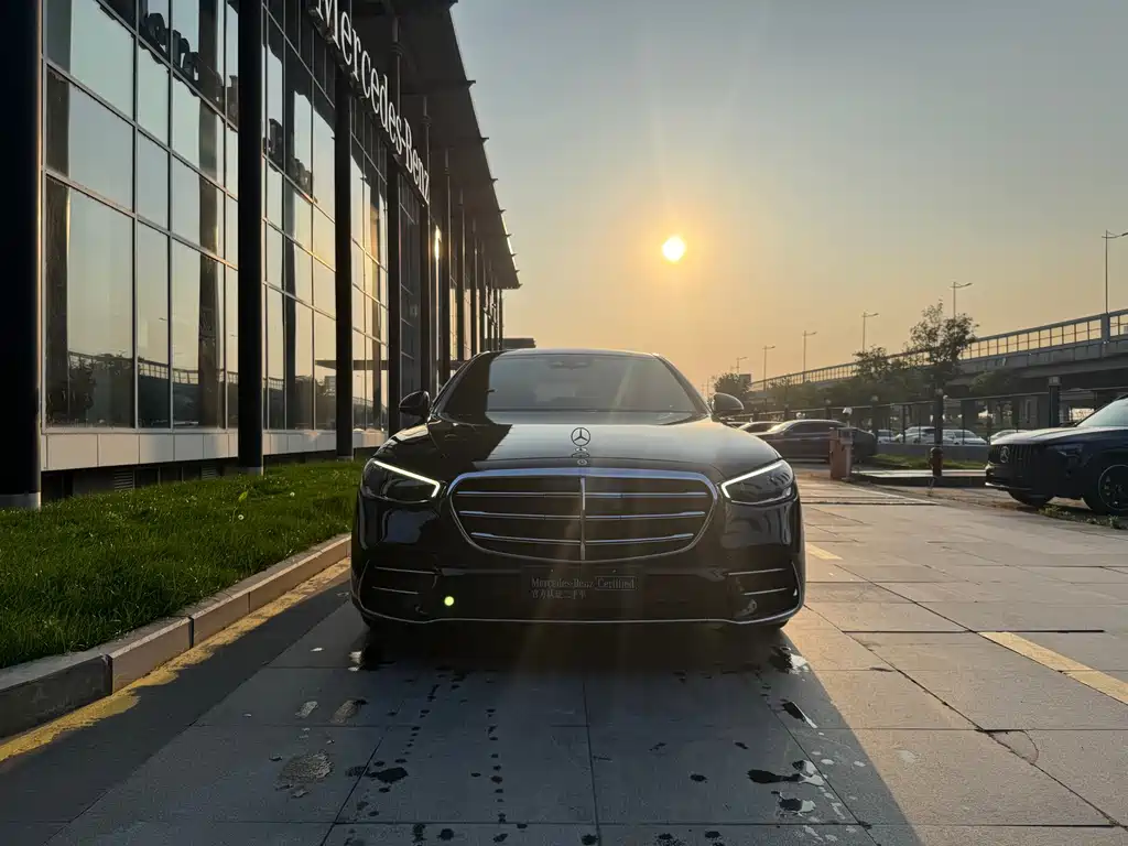 Mercedes-Benz S-Class 2022 — фото 2