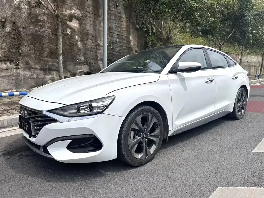 Hyundai Festa 2019 — фото 1