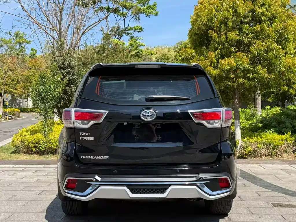 Toyota Highlander 2017 — фото 8