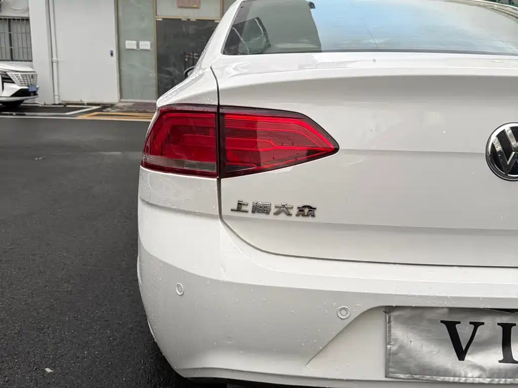 Volkswagen Lamando 2015