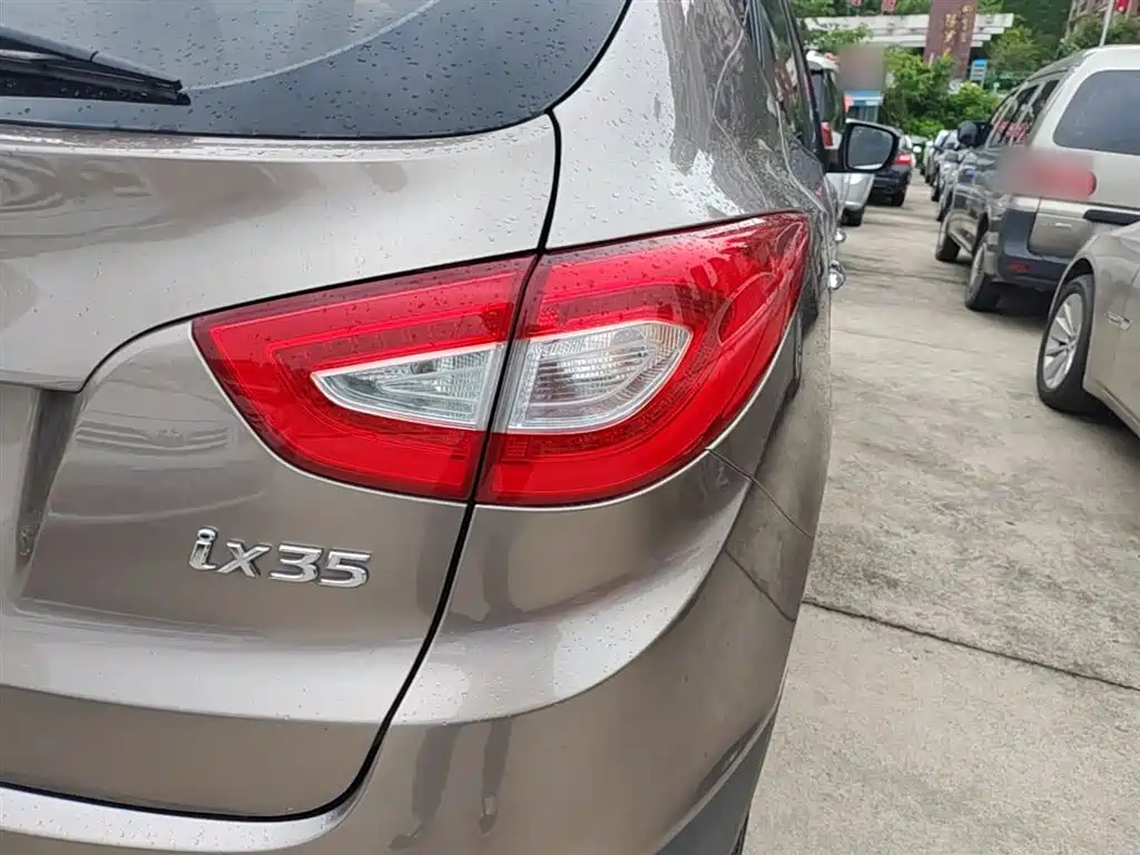 Hyundai ix35 2016 — фото 8
