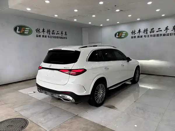 Mercedes-Benz GLC 2023