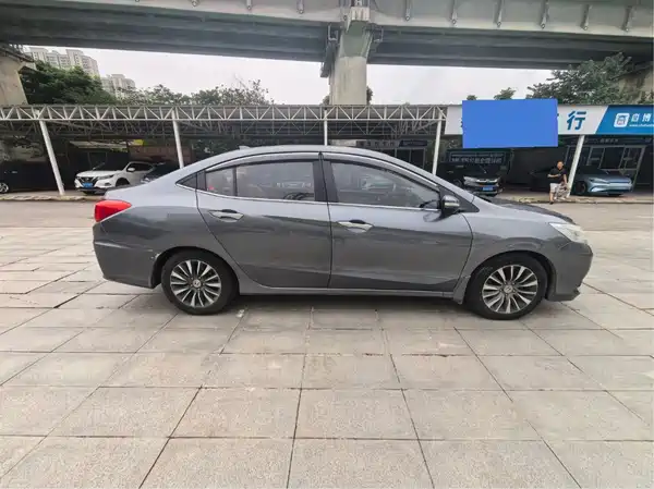Honda Crider 2013