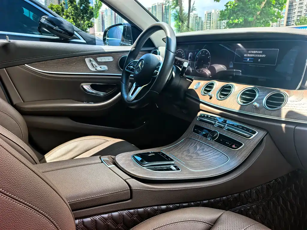 Mercedes-Benz E-Class 2019 — фото 3