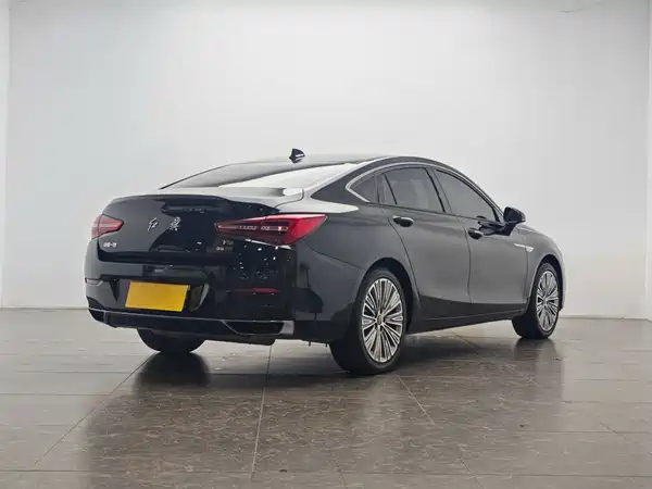 Hongqi H5 2023