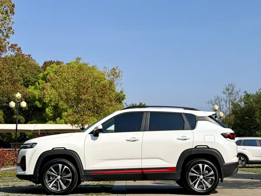 Changan CS35PLUS 2023 — фото 4